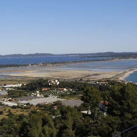 Propriete Des Cistes - Magnifique Vue Panoramique Sur La Et Sur L'iles D'hyeres Piscine Privative * Hyères